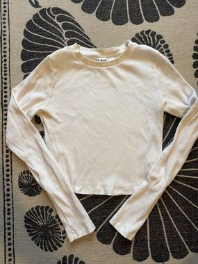 TNA Long-Sleeve Ribbed Crewneck Crop Top